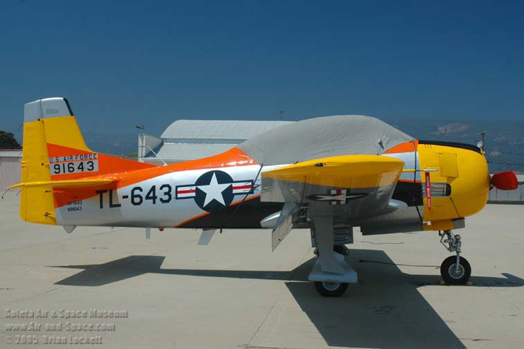 Goleta Air and Space Museum: T-28A Trojan, N81643